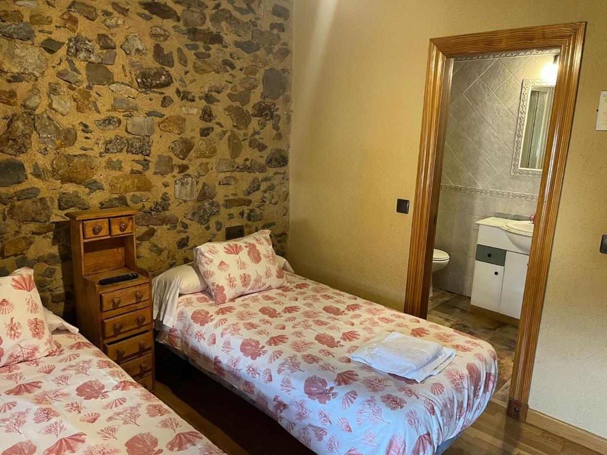 Casa Rural El Medico Serradilla del Arroyo ภายนอก รูปภาพ