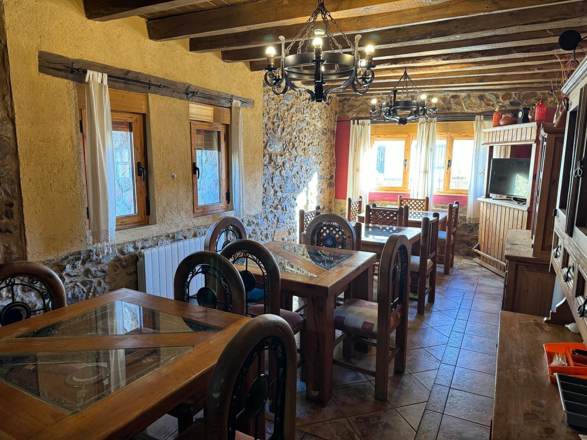 Casa Rural El Medico Serradilla del Arroyo ภายนอก รูปภาพ